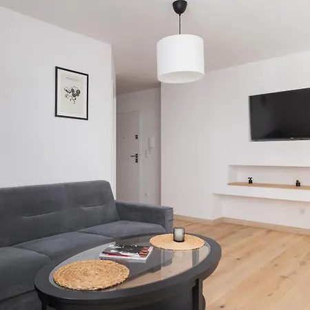 Bright In The Centre Of By Renters * Katowice