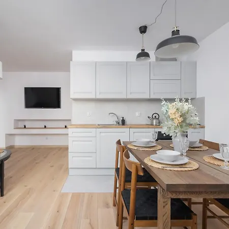 Apartamento Bright In The Centre Of By Renters